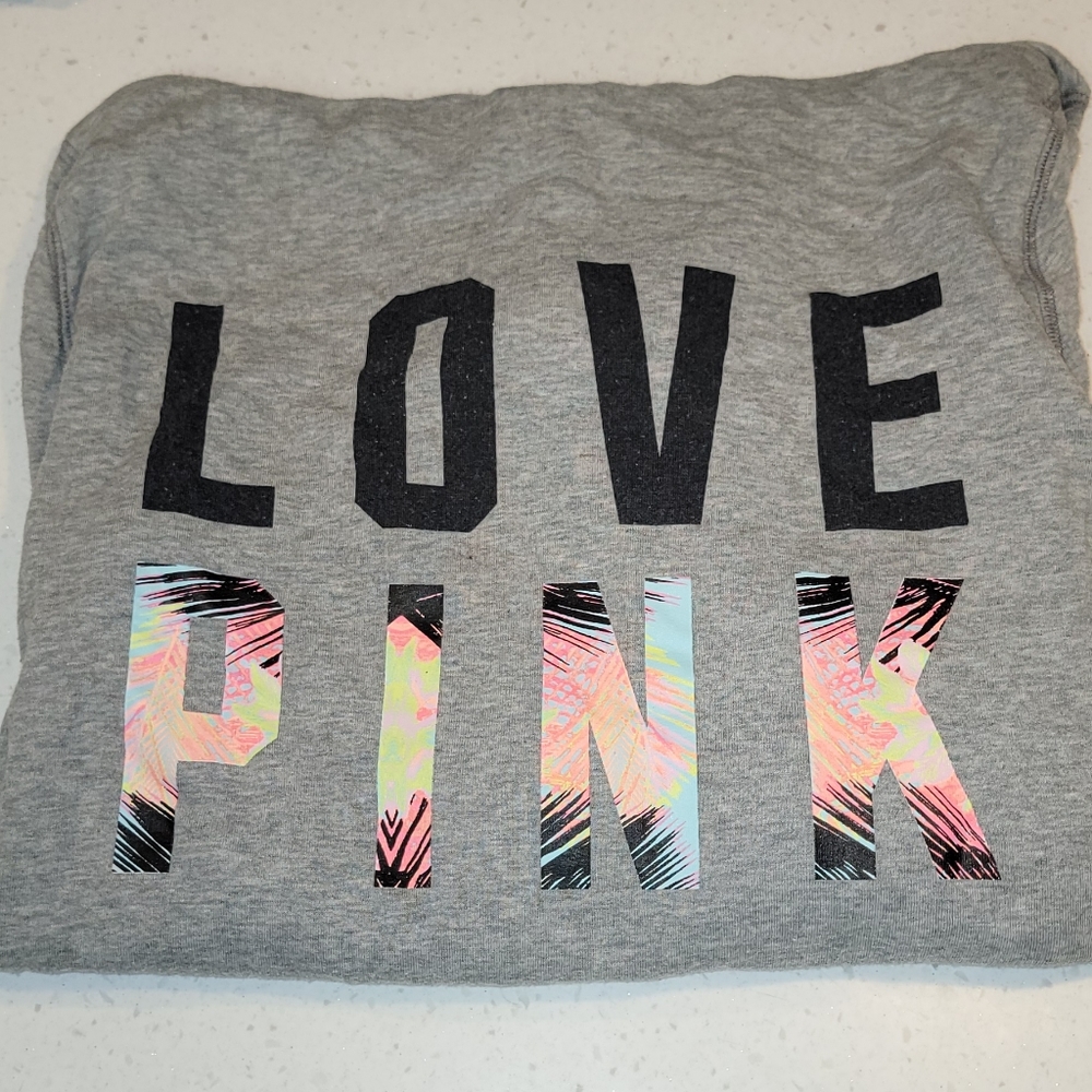 VS Hawaiian pullover